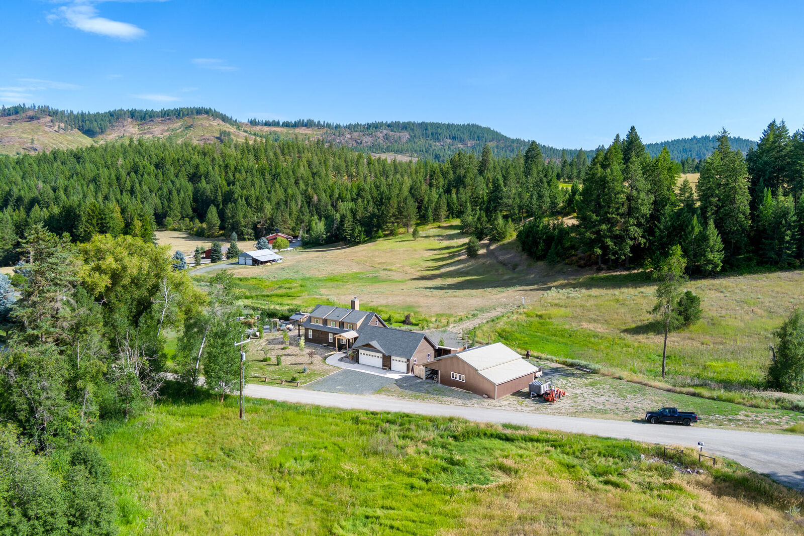 Property Photo: 1735 Dearinger Rd WA 99101