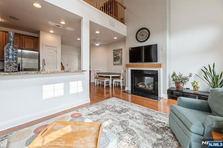 Property Photo:  19 Nelke Court 410  NJ 07506 