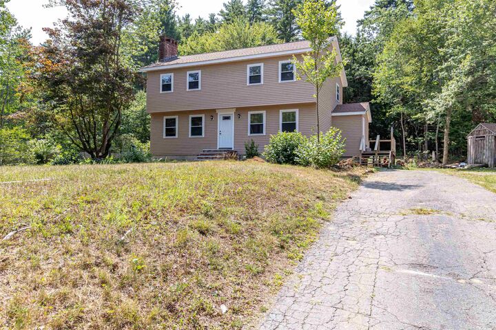 Property Photo:  3 Profile Drive  NH 03054 
