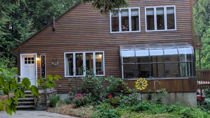 Property Photo: 34 Hubbard Grove Road NH 03581