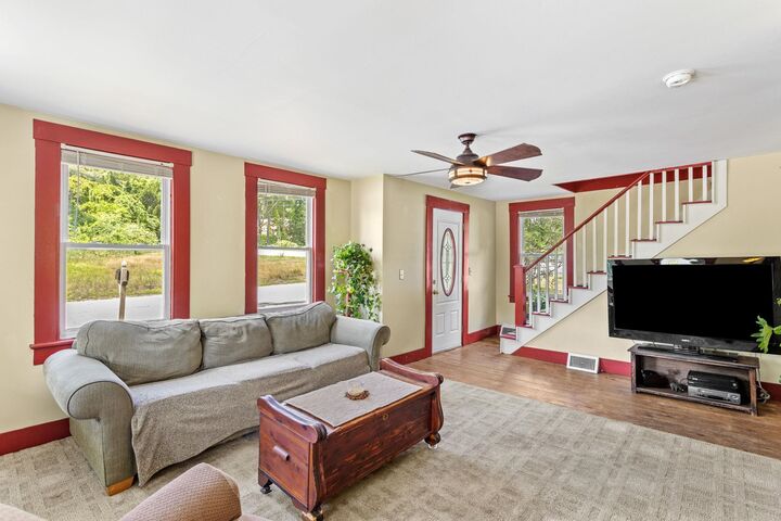 Property Photo:  29 Harriman Road  NH 03077 