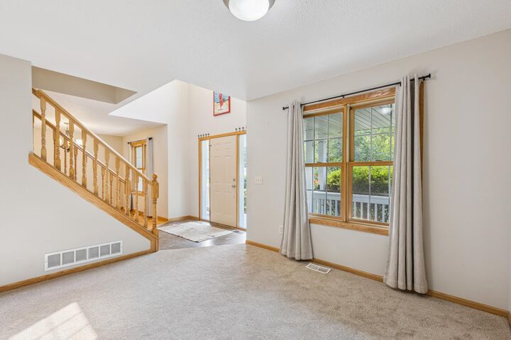 Property Photo:  5440 Highland Trail  MN 55309