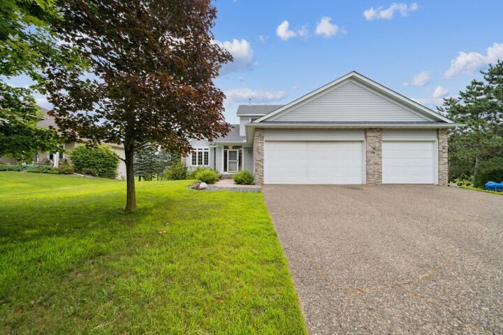 Property Photo: 6202 Hollow Lane MN 55014