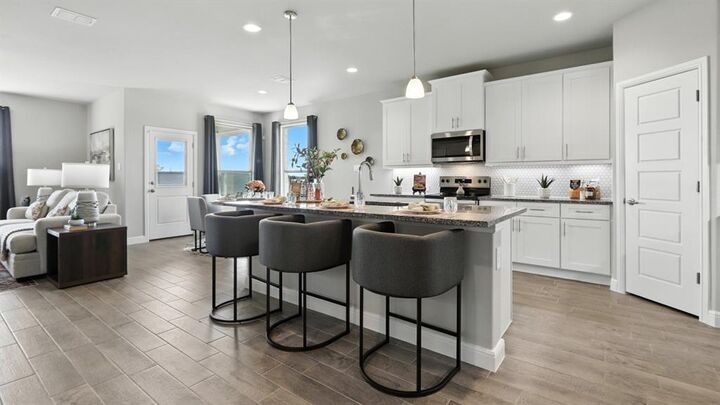 Property Photo:  113 Goodnight Court  TX 76033 