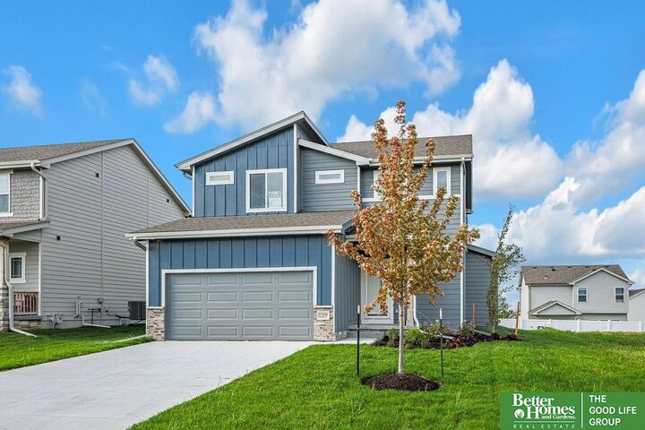 Property Photo: 17604 Willit Street NE 68007