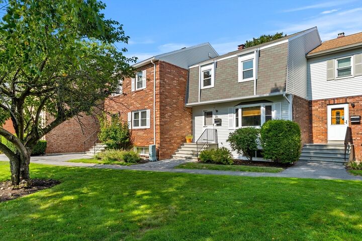 6 Loring Hills Ave D3  Salem MA 01970 photo