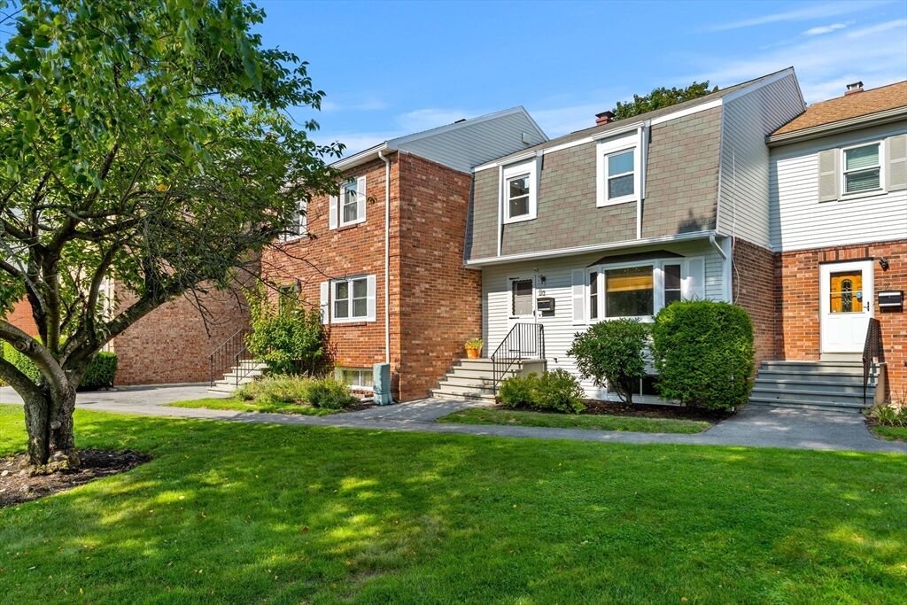 Property Photo:  6 Loring Hills Ave D3  MA 01970 
