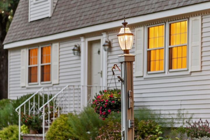 Property Photo:  9 Autumn Ln  MA 01824 