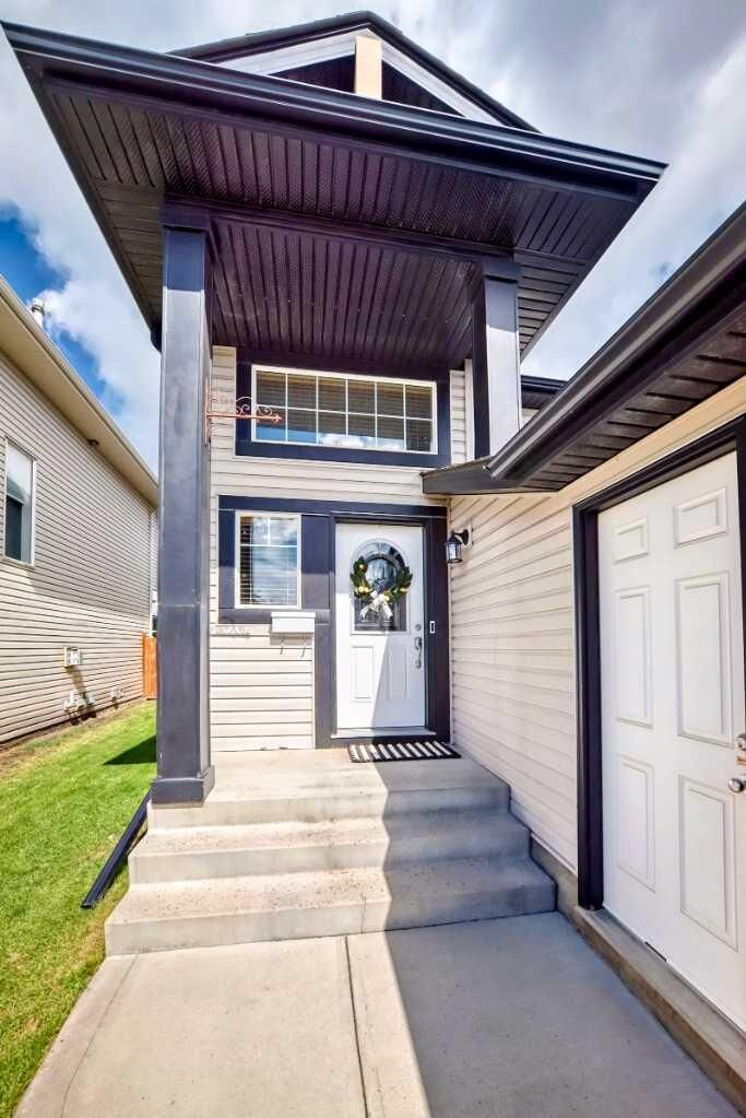 Property Photo:  35 Jones Crescent  AB T4P 4A8 