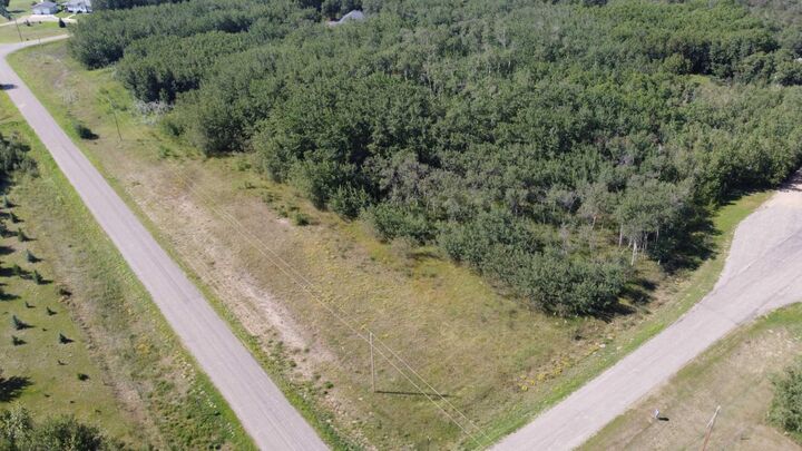 Property Photo: 1 - 65017 Twp Rd 442B AB T9W 1T4