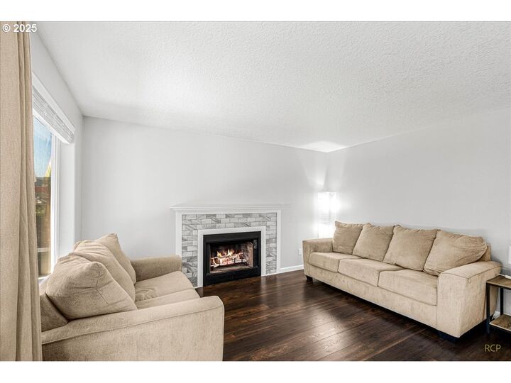 Property Photo: 33288 SW Meadowbrook Dr OR 97056