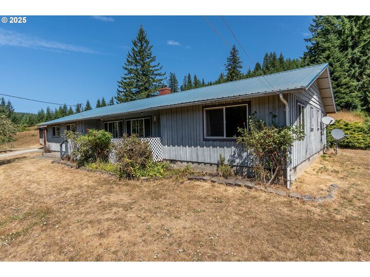 Property Photo:  92433 Ward Creek Ln  OR 97458 