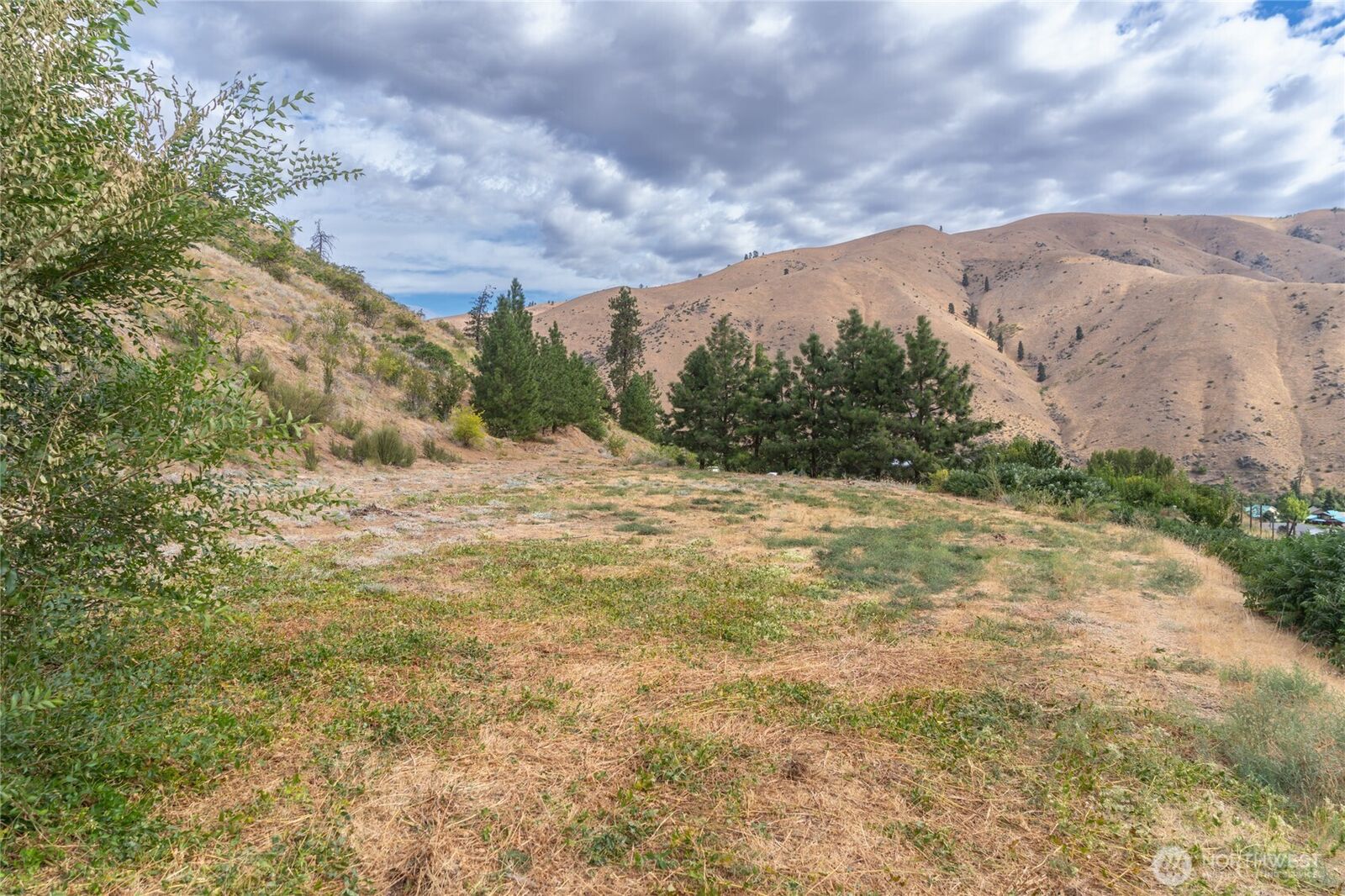 Property Photo:  5058  Mills Canyon Road  WA 98822 