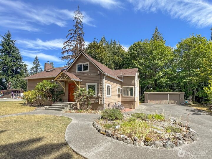 Property Photo:  1703 S Golf Course Road  WA 98362 