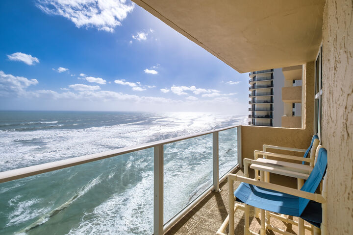 Property Photo:  5440 N Ocean Drive 1206  FL 33404 