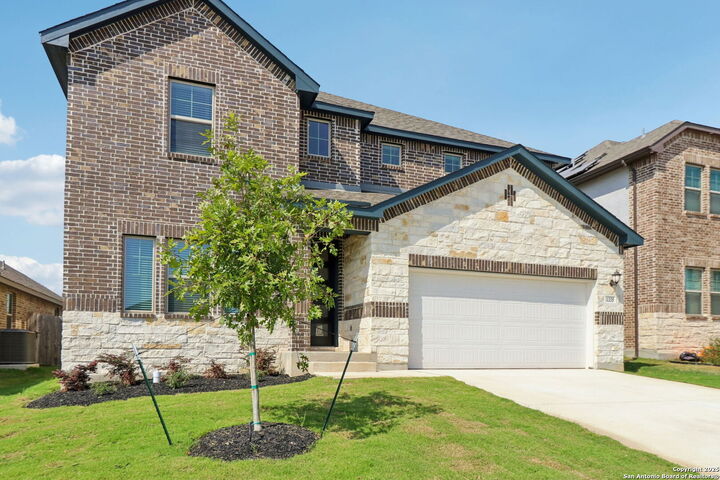 Property Photo: 1335 Argon Way TX 78245