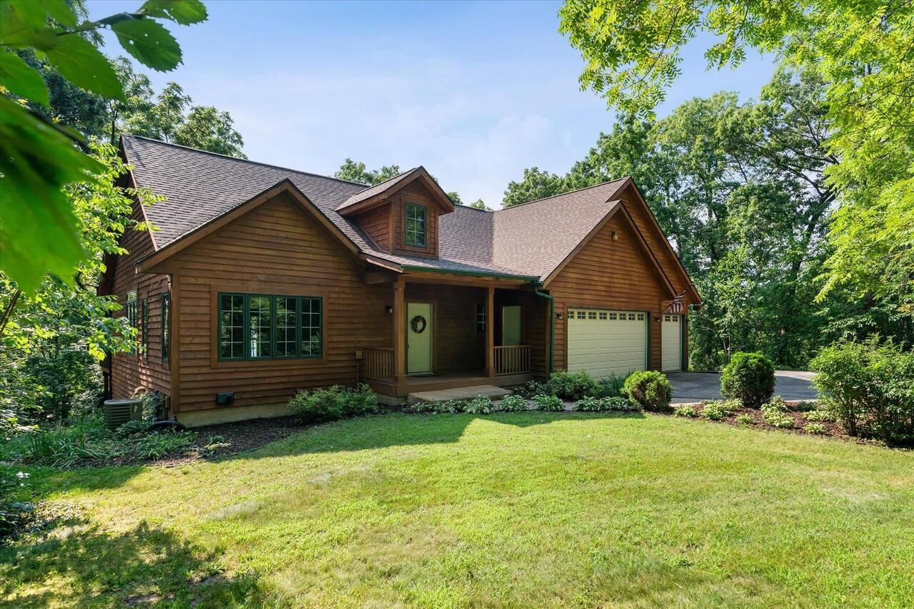 Property Photo: S7799 Aspen Ridge Road WI 54624