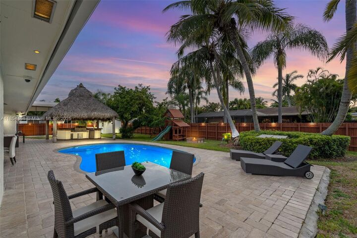 17222 SW 88th Ave  Palmetto Bay FL 33157 photo