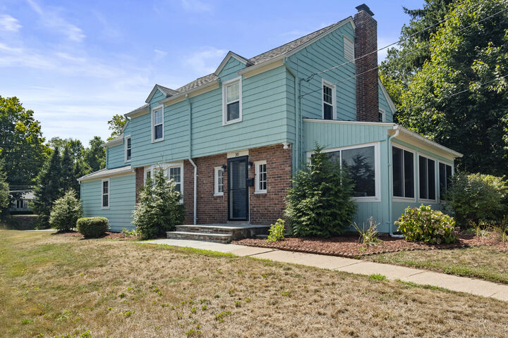 Property Photo: 30 Dorrance Street CT 06518
