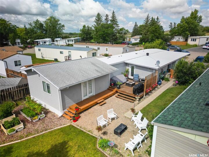 Property Photo:  20 Crystal Drive  SK S4L 1B3 
