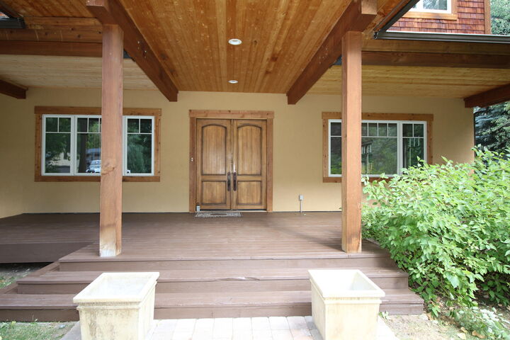 Property Photo: 650 River Trl ID 83333