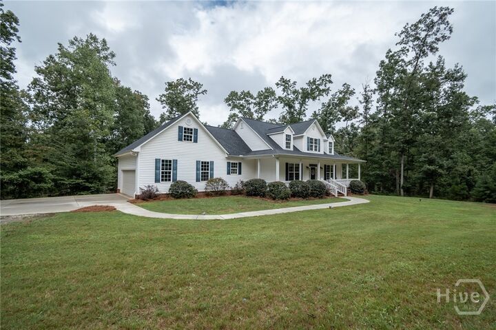 Property Photo:  207 Stagecoach Way  GA 30633