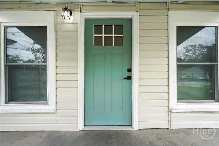 Property Photo: 2229 E Gwinnett Street GA 31404