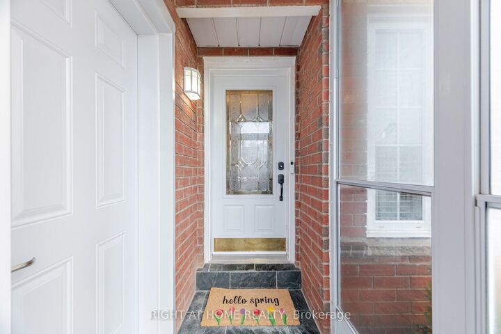 Property Photo: 27 Lasby Lane ON L7J 2W9