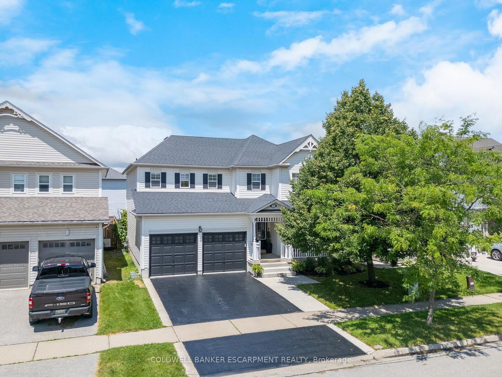 Photo de la propriété:  5 Tanners Drive  ON L7J 3A2 