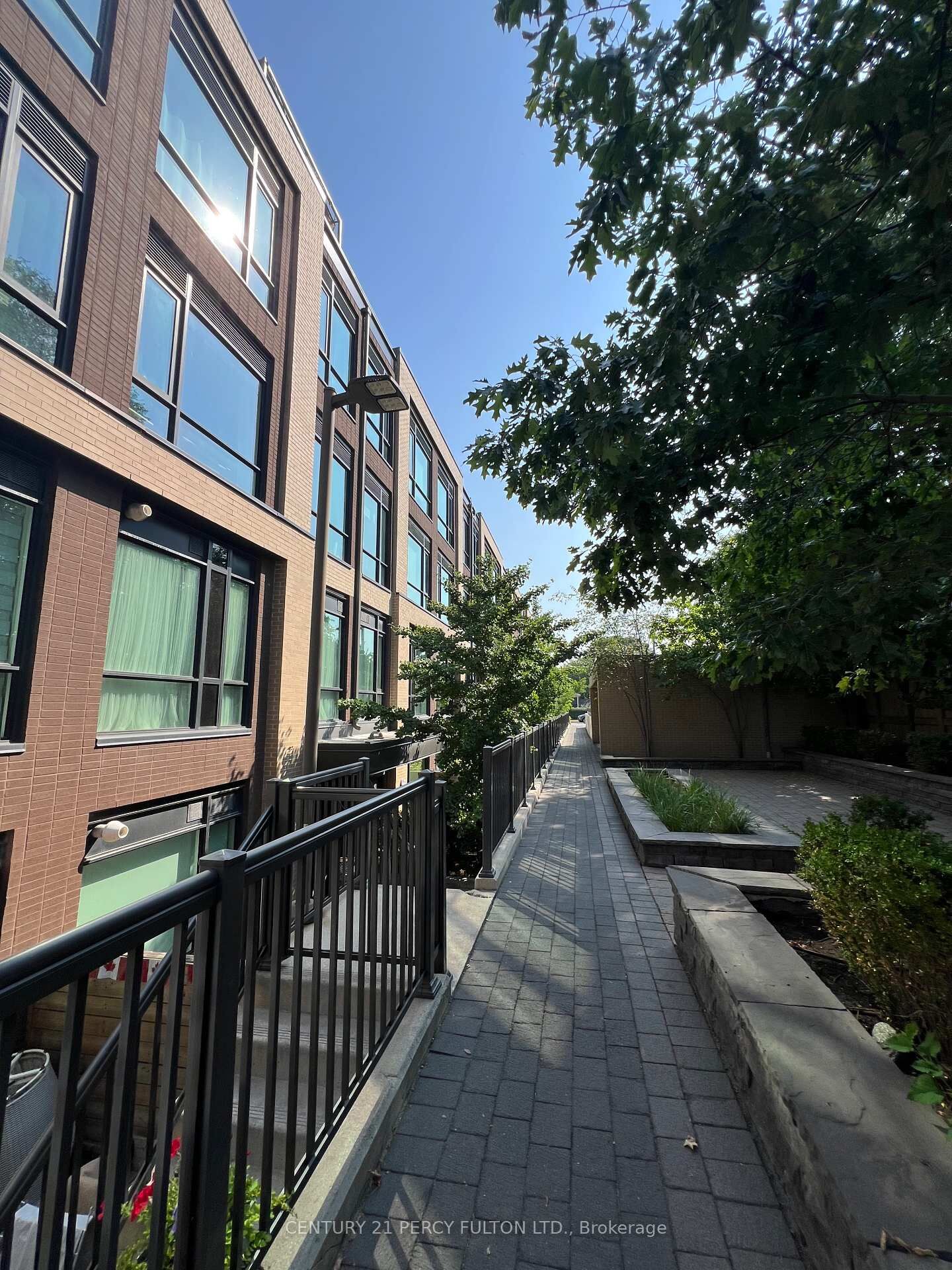 Property Photo: 639 Lawrence Avenue W 323 ON M6A 1A9