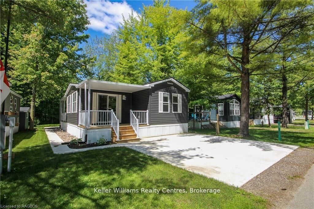 Property Photo:  13 Southline Avenue 157  ON N2Z 2X5 