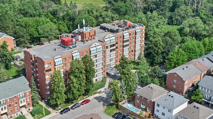 Property Photo:  225 Alvin Road 111  ON K1K 4H6 