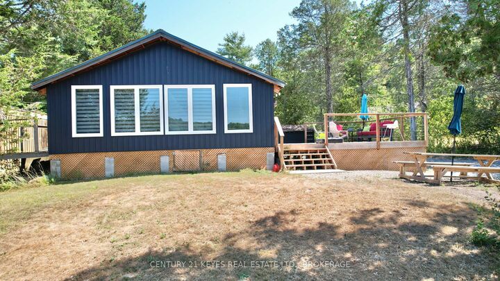 Property Photo: 910 Hummingbird Lane ON K0E 1L0