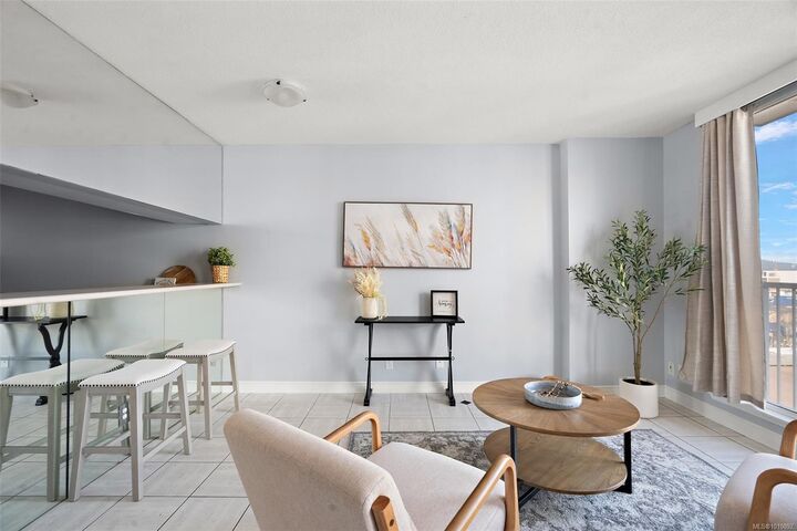 Property Photo:  835 View St 1009  BC V8W 3W8 