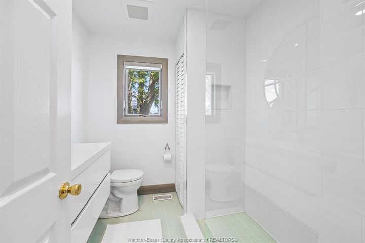 Property Photo: 13626 Crystal Beach ON N0P 2L0