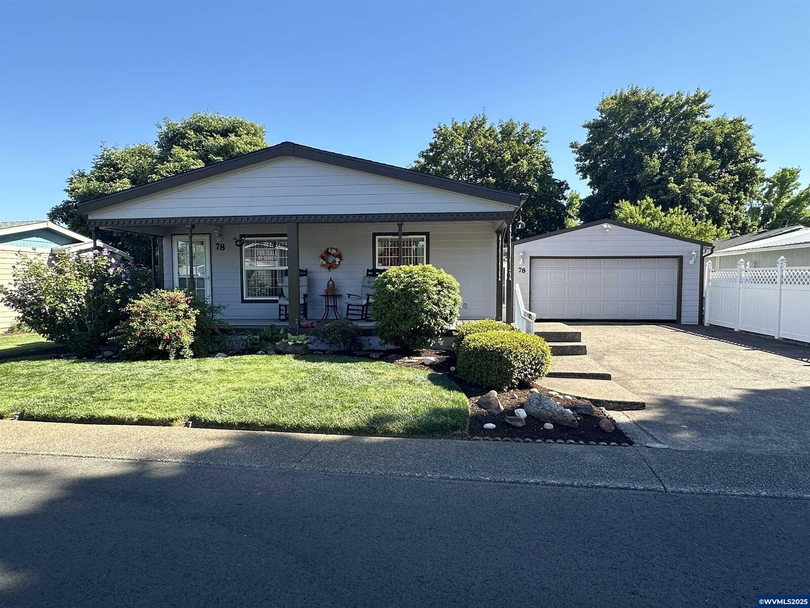 Property Photo: 1401 W Ellendale #78 Av 78 OR 97338