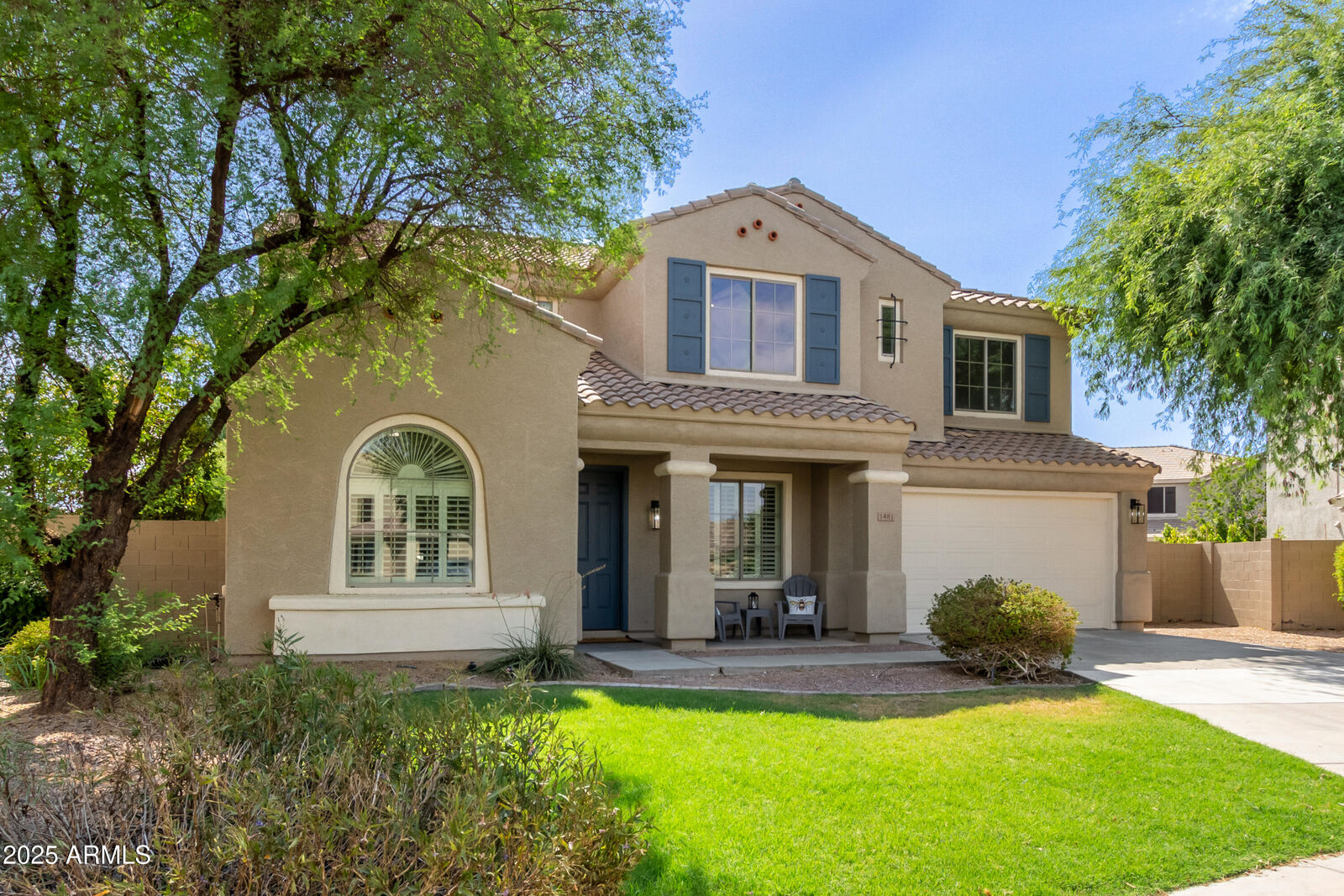Property Photo:  1481 E Lark Street  AZ 85297 