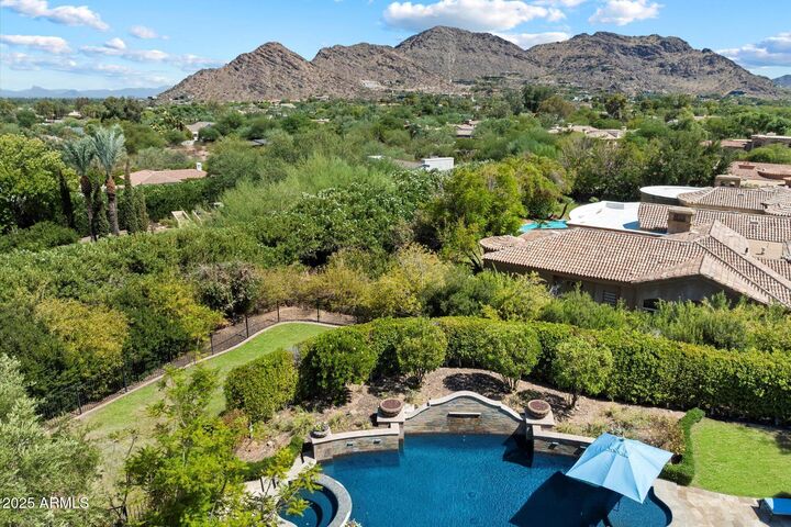 Property Photo: 8329 N Ridgeview Drive AZ 85253