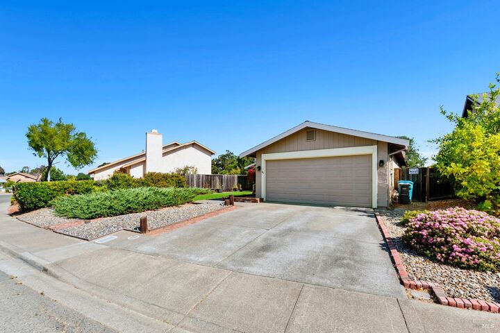 Property Photo:  140 Bluebell Place  CA 94591 