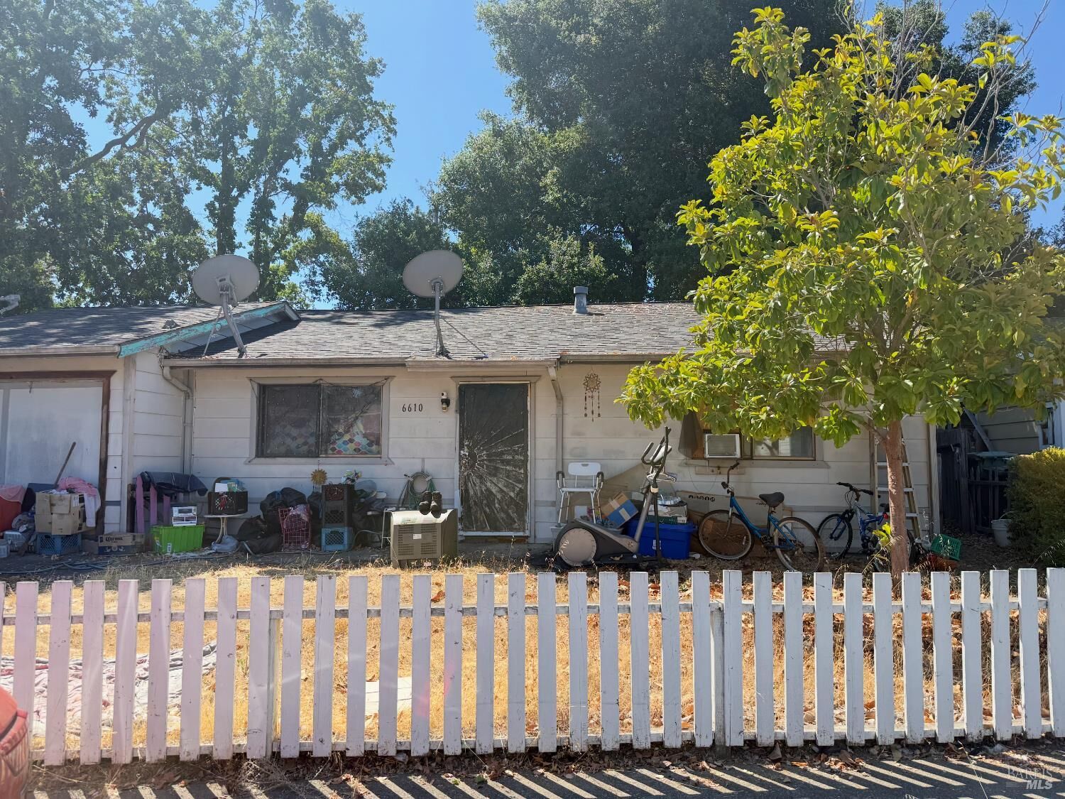 Property Photo:  6610 Oak Leaf Court  CA 94599 
