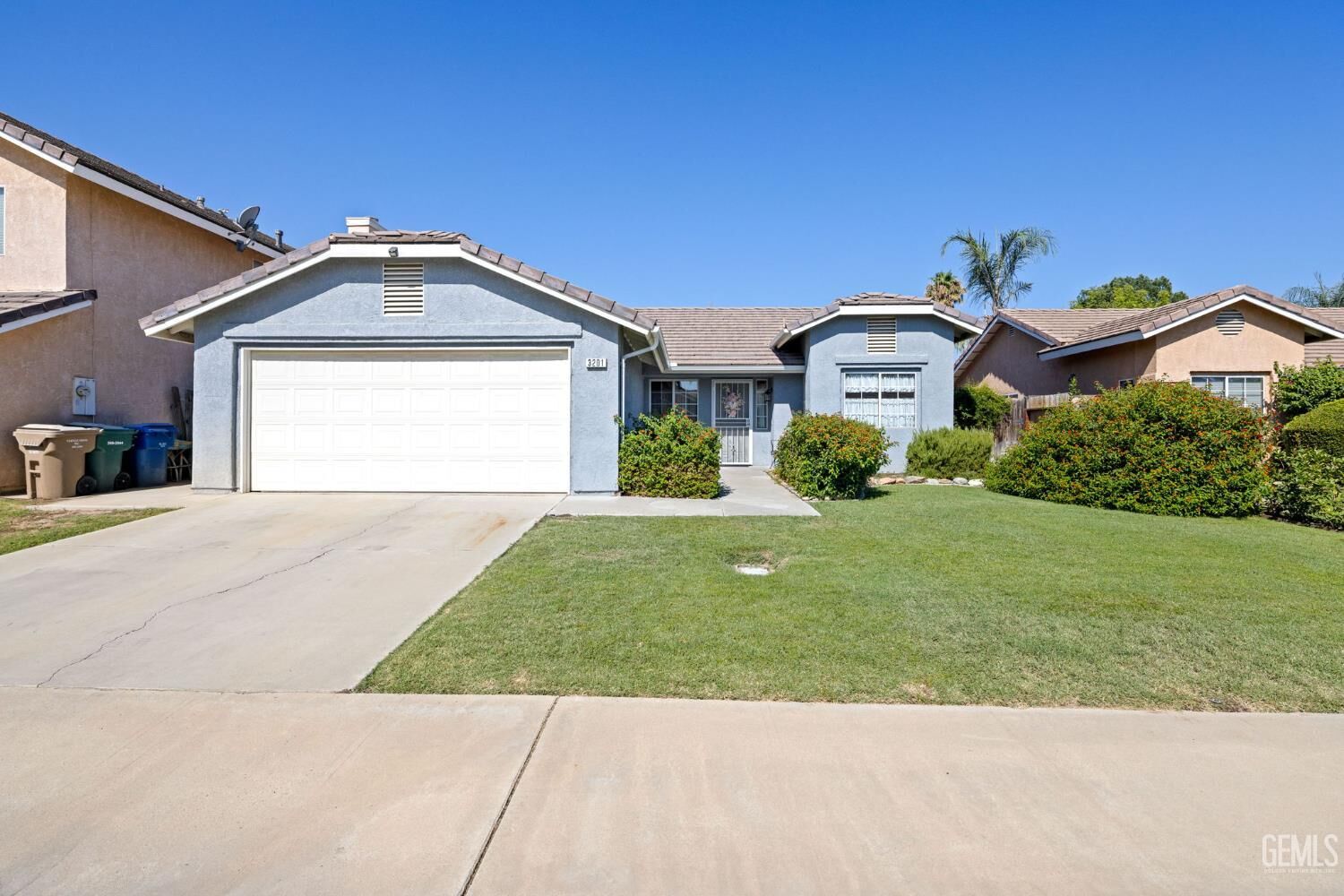 Property Photo: 3201 Cattleman Street CA 93312