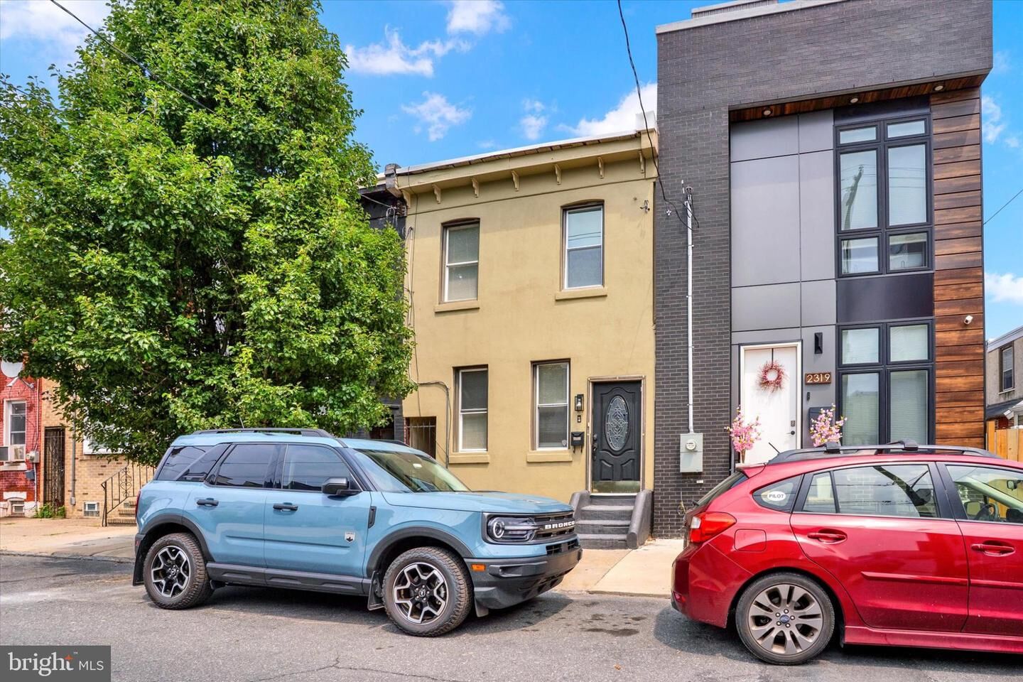 Property Photo: 2317 E Sergeant Street PA 19125