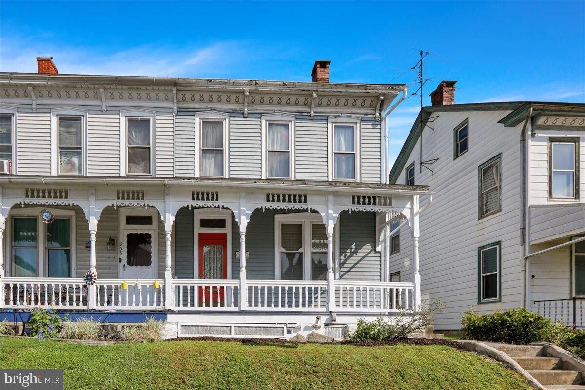 Property Photo:  254 E Main Street  PA 19530 
