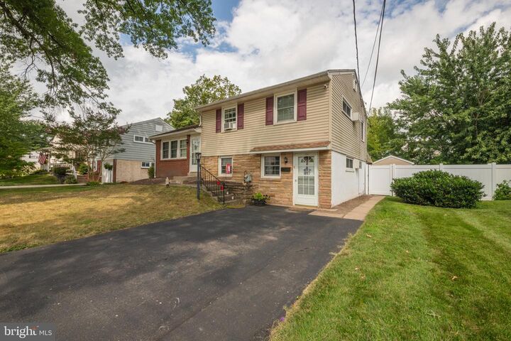 1231 Madison Avenue  Phoenixville PA 19460 photo
