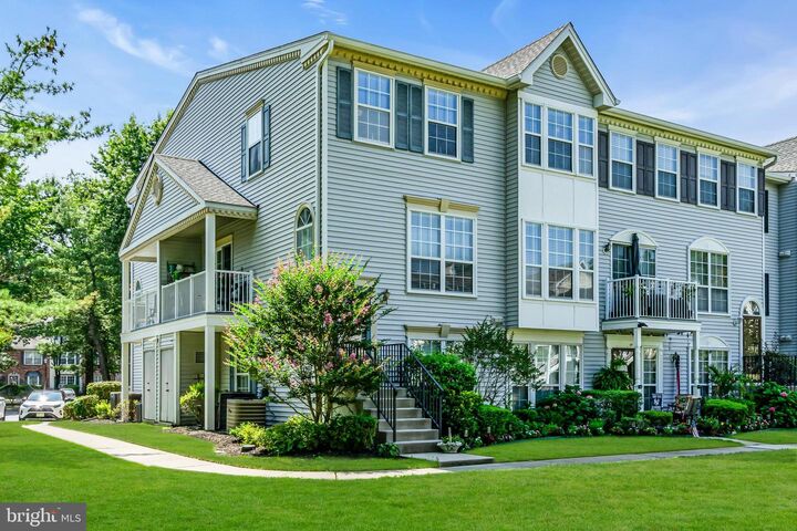 89 Chambord Court  Hamilton NJ 08619 photo