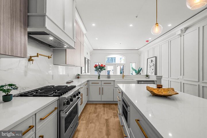 Property Photo:  1146 N 3rd Street  PA 19123 