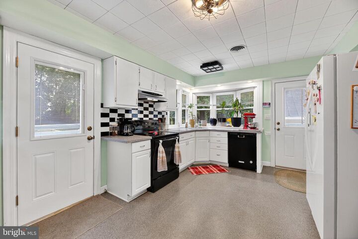 Property Photo:  Glenside Drive  NJ 08051 