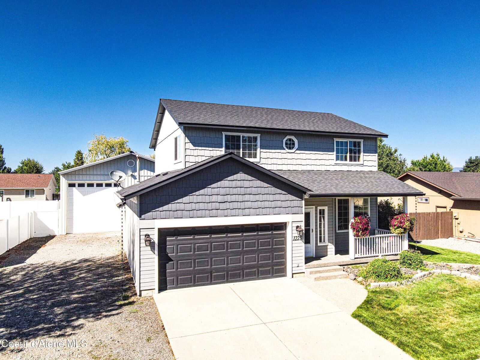 Property Photo: 1223 W Tanager Ave ID 83835