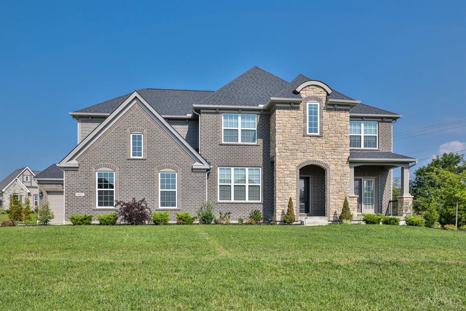 Property Photo:  5017 Ainsley Drive  OH 45040 