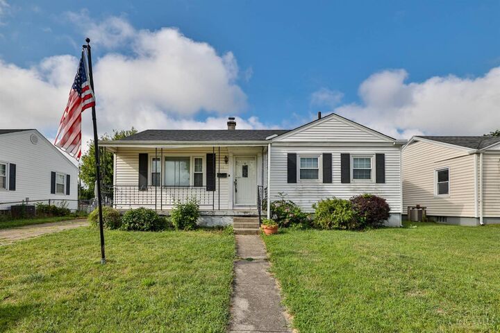 85 Dayspring Drive  Hamilton OH 45015 photo